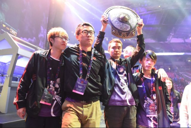 Nuguri“勇敢牛宝上大当”——浅析FPX四连败爆冷止步小组赛