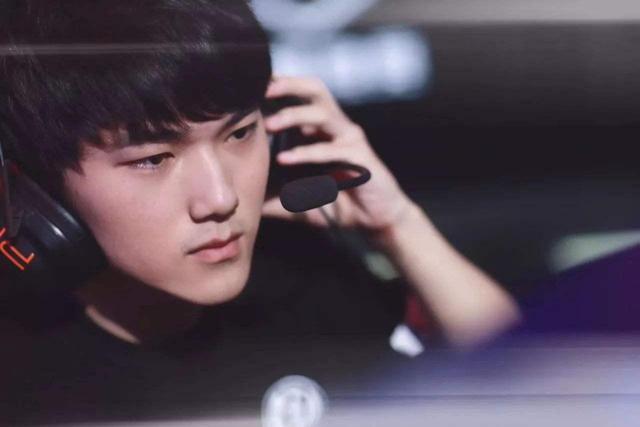 iG赛后群访：Mole浅谈塞拉斯 称皇冠还是比推推棒好些